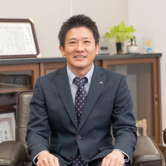 代表取締役社長　山内 隆弘